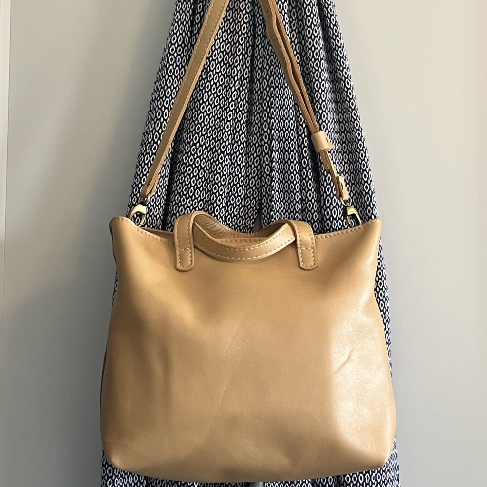 Champagne Medium Crossbody Portland Leather Goods